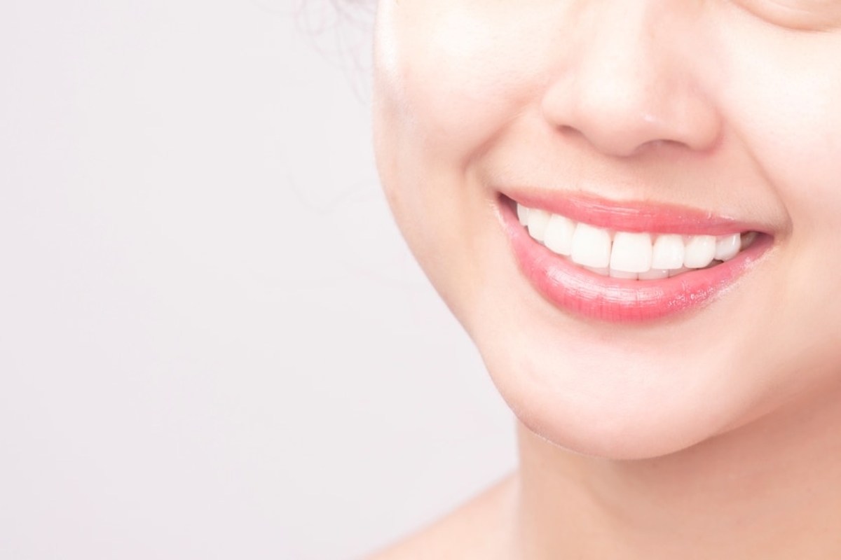 Stain-Free and Sparkling Teeth